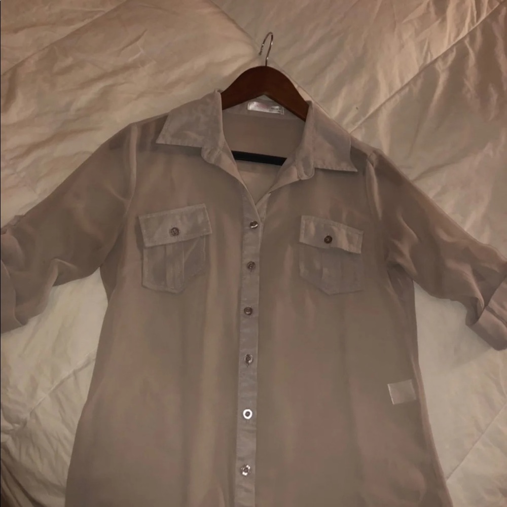Button down - Picture 2 of 2